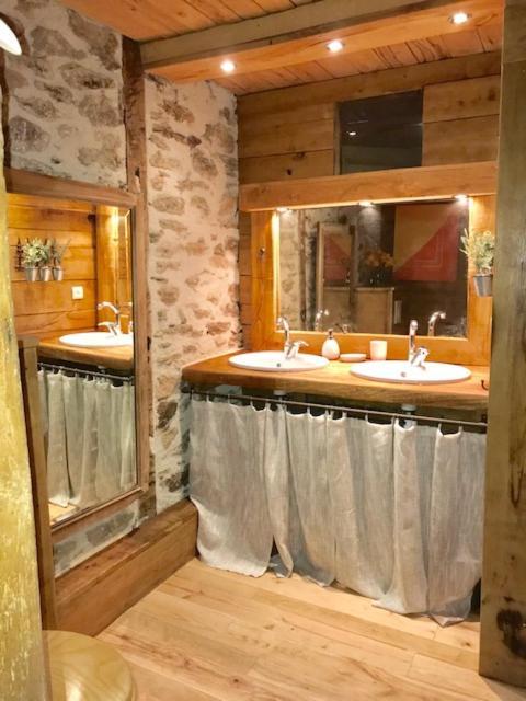 La Cabane De Chemmaly Flavin Ngoại thất bức ảnh